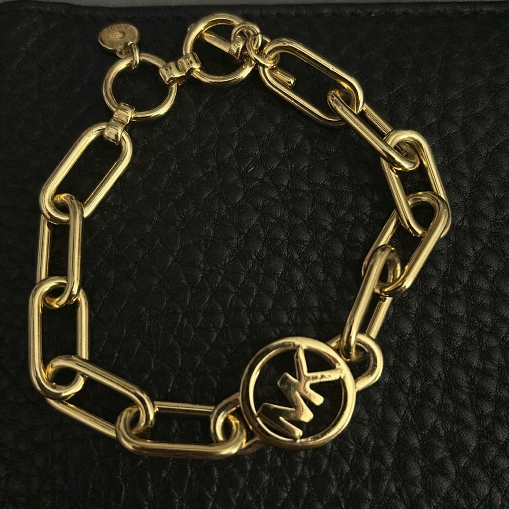 Barely used Michael kors bracelet